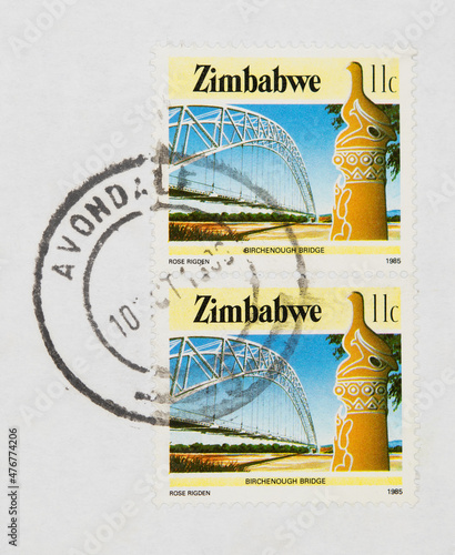 briefmarke stamp vintage retro alt old gestempelt used frankiert cancel papier paper Zimbabwe birchenough brücke bridge simbabwe avondale photo
