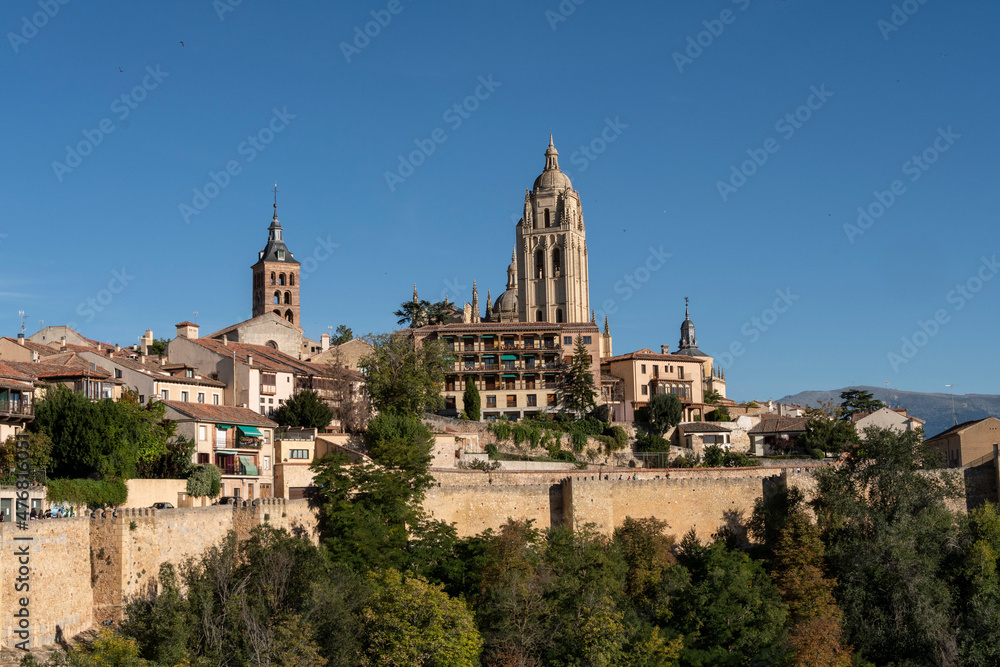 Vista panorámica de la ciudad de Segovia, España