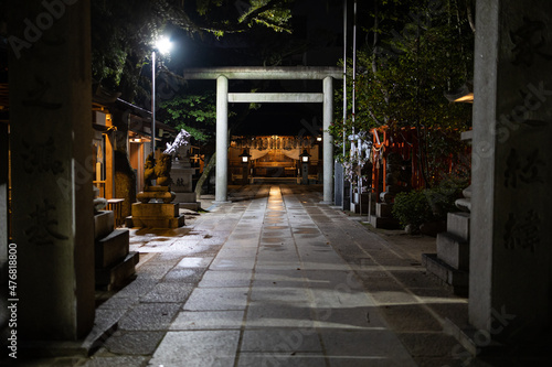 EOSR6.広島市内、夜の神社。