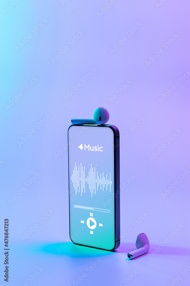 Mobile Musical Next to moon bleu