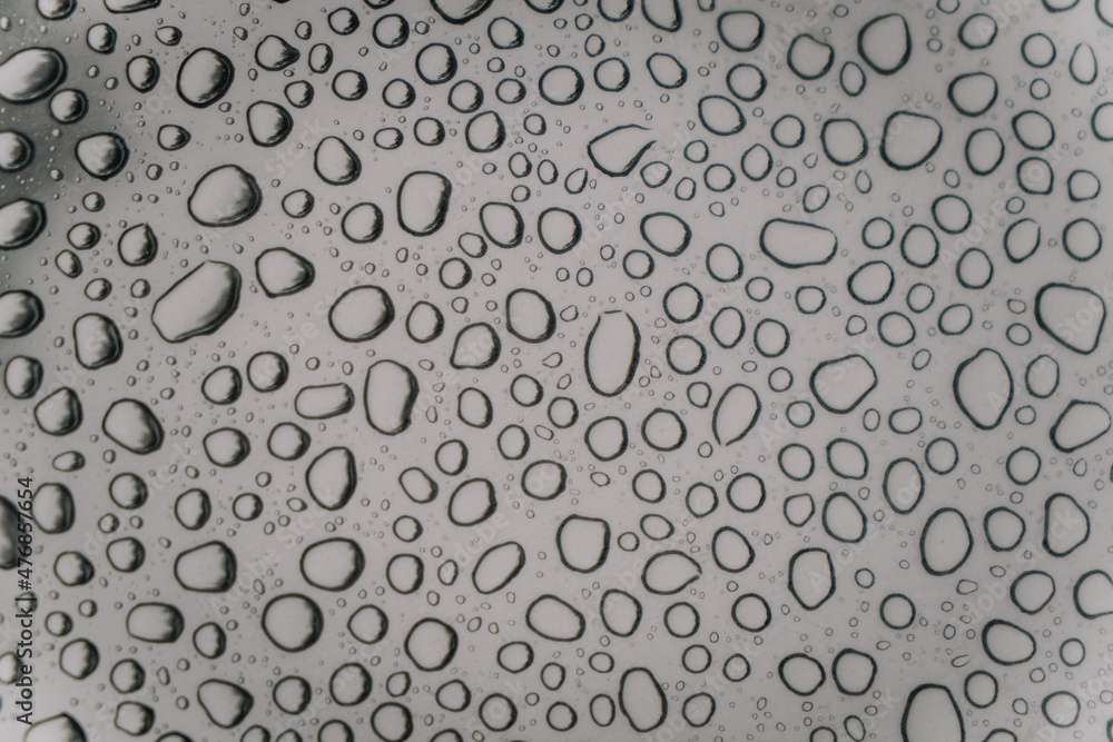 Gotas de agua en el cristal Gotas de agua en el cristal