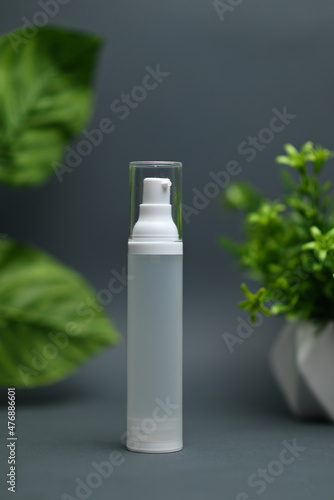 Cosmetics bottles Airless sprayer to put stickers for your product plastic bottles glass bottles