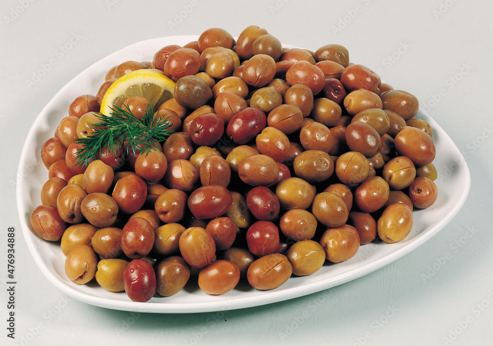 Fototapeta premium green olives 
