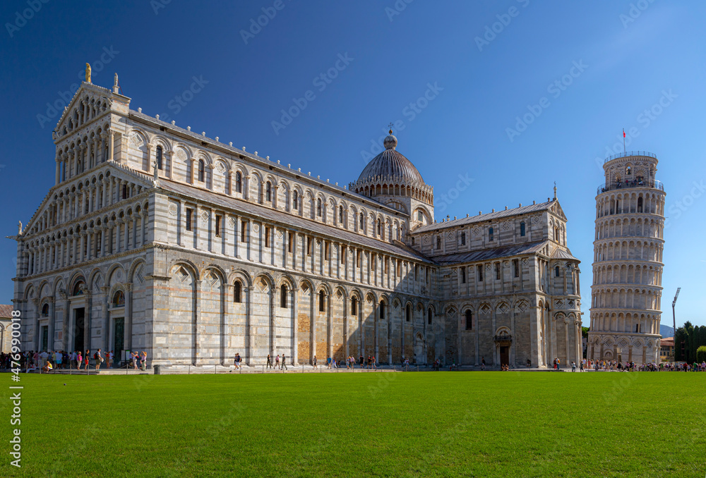 leaning tower of Pisa , beautiful landscape with old historical buildings in Italy 