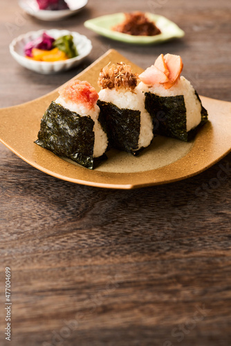 Wallpaper Mural おにぎりと漬物 Torontodigital.ca