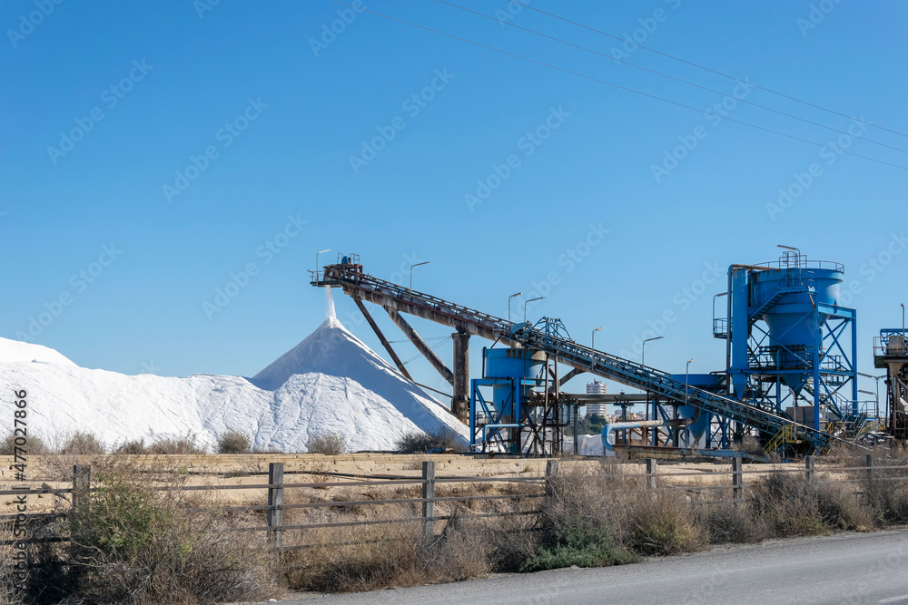 Sea salt production and storage