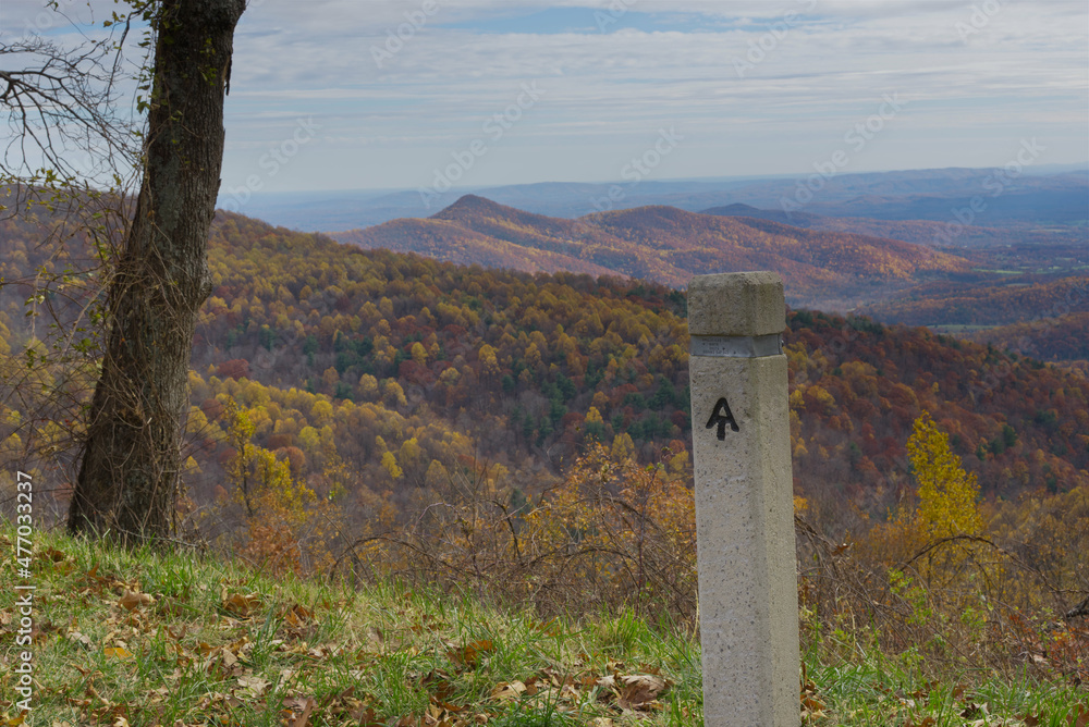 Hiking the Appalachian Trail in full autumn color