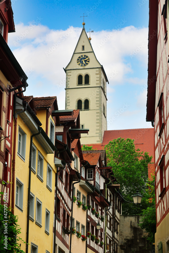 Obraz premium The historical old town of Meersburg at the lake constance, baden-wuerttemberg in germany, europe