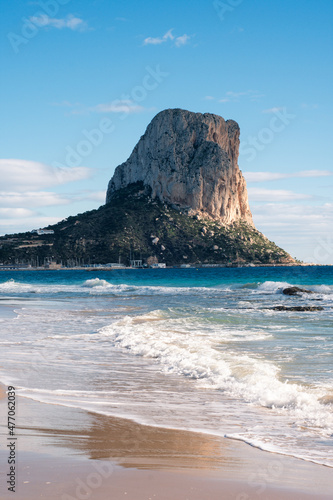 Paisaje natural en Calpe, mar mediterráneo, playa, roca, Alicante, España photo