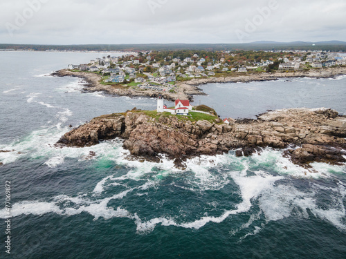 Obraz na plátně Aerial View of Cape Neddick Nubble Light in York, Maine