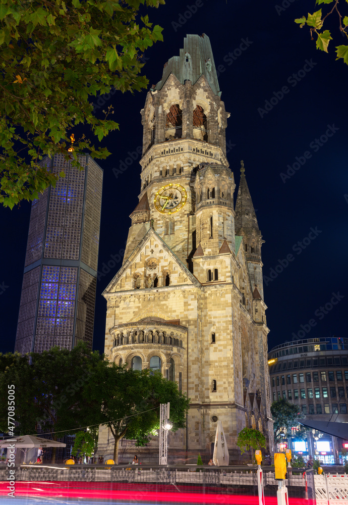 Fototapeta premium The Kaiser Wilhelm Memorial Church on the site was built in the 1890. It was badly damaged in a bombing raid in 1943.