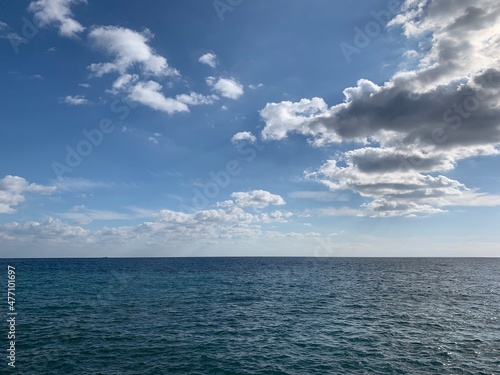 sea horizon, sea and sky horizon background