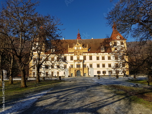 Das historische, barocke Schloss Eggenberg in Graz