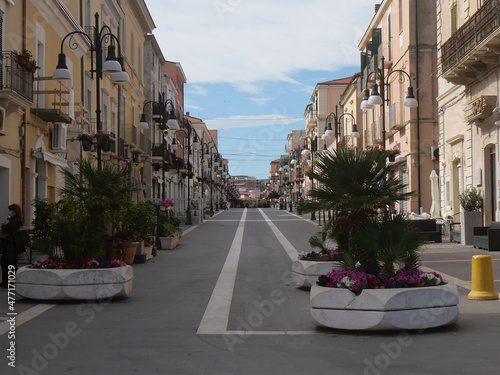 Foto Corso Nazionale in Termoli, is the shopping street surrounded by shops, restaura