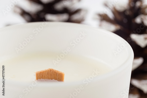 Obraz na plátně natural soy candle with a wooden wick