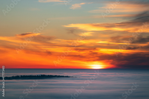 sunrise over the mountains © Sławomir Bodnar