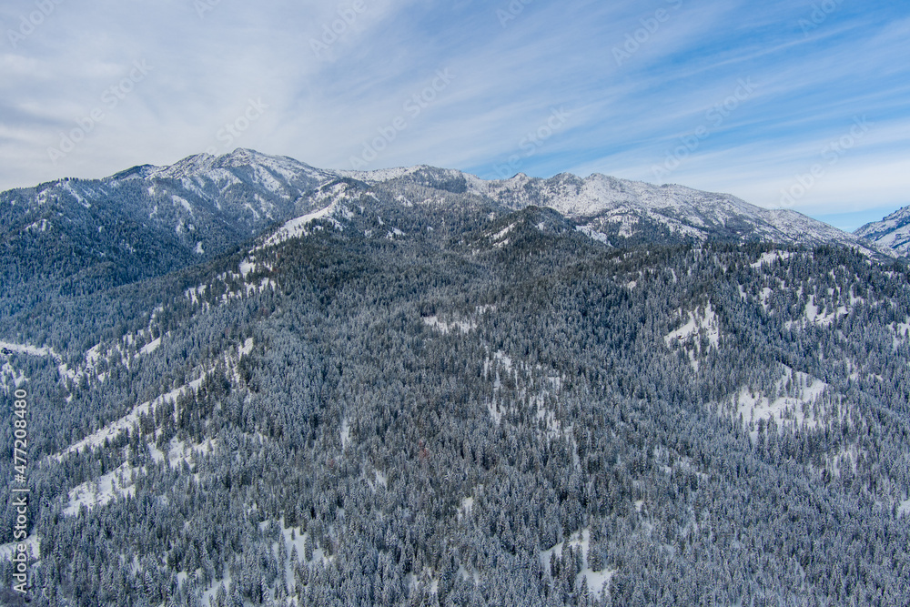 Cascade mountains in December 