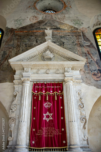 Obraz na płótnie stara synagoga w Pińczowie w salonie