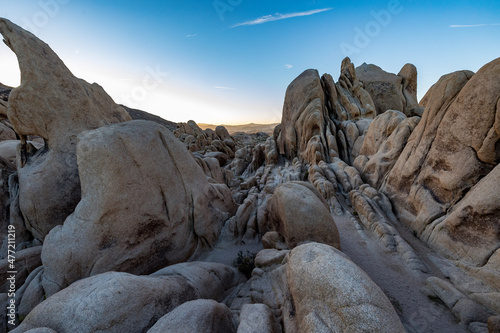 formations in region country