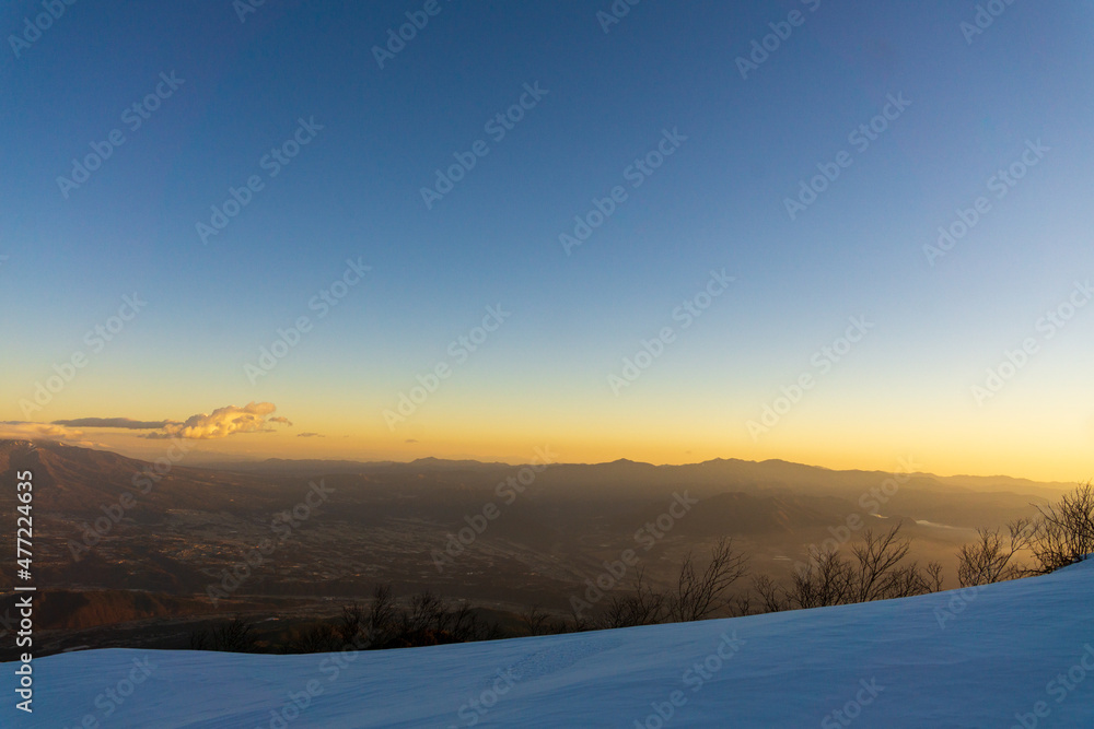 朝景 甲府盆地を望む 鳳凰三山からの眺望 12月 朝景 甲府盆地を望む 鳳凰三山からの眺望 12月