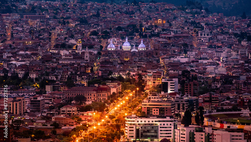 Ciudad de Cuenca-Ecuador en la noche photo