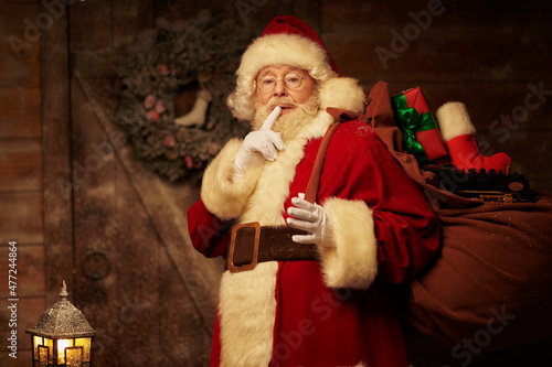 Billede på lærred sneaky santa portrait