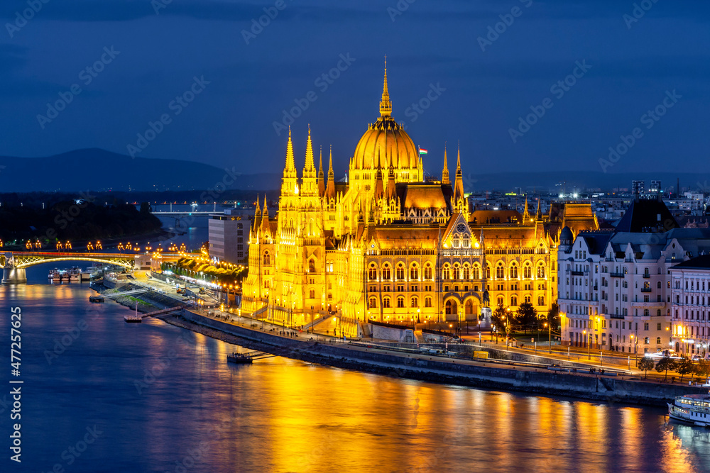 Hungarian parliament building at night, Budapest, Hungary