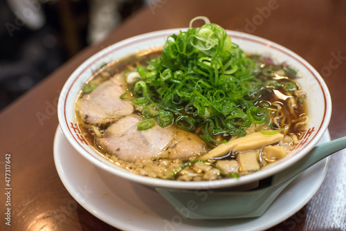 Onomichi Ramen - noodle soup served around Onomichi City in Hiroshima　尾道ラーメン ネギ大盛り 広島県のご当地麺料理