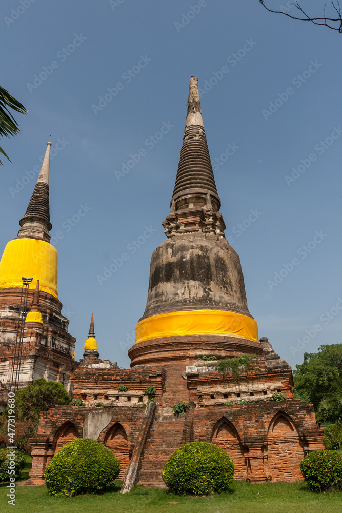 Fototapeta premium Ayutthaya Historical Park covers the ruins of the old city of Ayutthaya (The invincible City) , Thailand. The Capital of the Kingdom of Siam an historic 13th century city. 