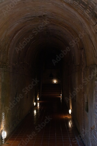 Lighting in the tunnel 