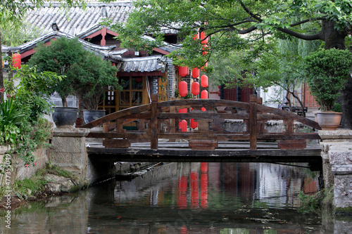 Chinese bridge photo