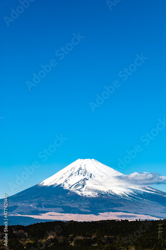 Mt. Fuji covered with snow © ふーま