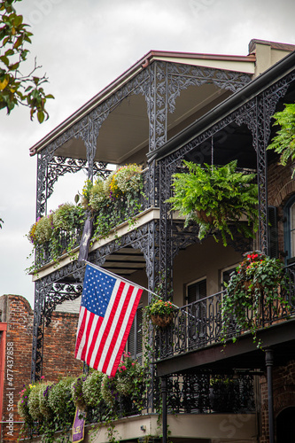 Obraz na płótnie Buildings and balconies of New Orleans, Louisiana, United States w salonie