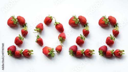 Obraz na płótnie 2022, contained in strawberries (New Year's card - concept) w salonie