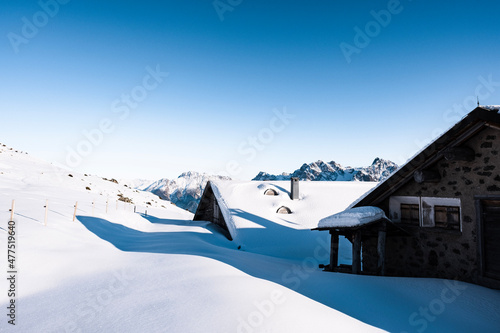 Wallpaper Mural winter mountain landscape Torontodigital.ca