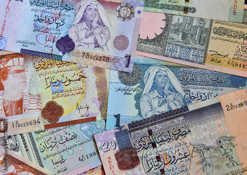unos billetes de Libia de la epoca de Gadaffi
