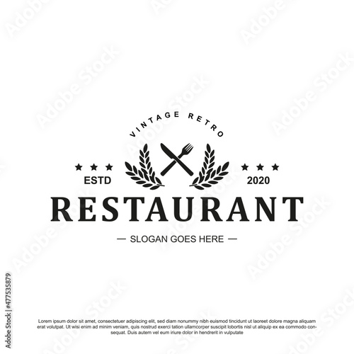 Vintage restaurant logo design vector. Fotobehang