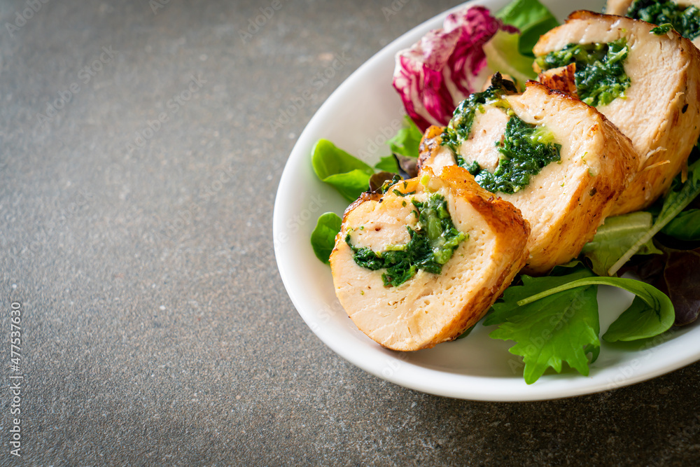 chicken breast stuffed with cheese and spinach