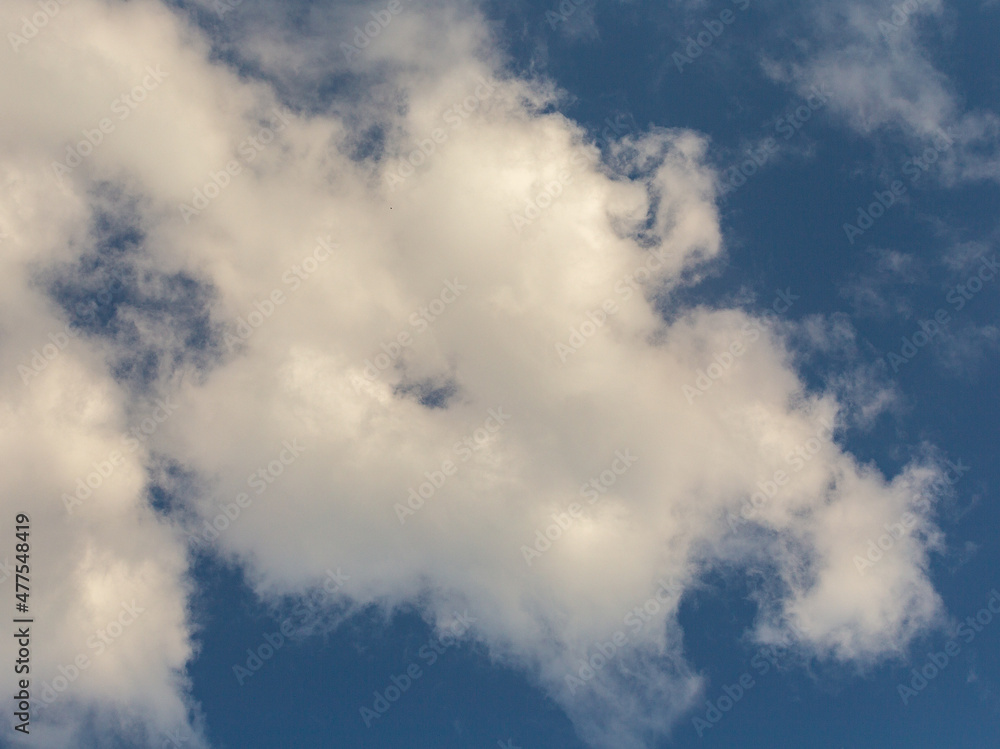 The evening sky, sunlight breaks through clouds and clouds, creating all kinds of forms of air masses. - The evening sky, sunlight breaks through clouds and clouds, creating all kinds of forms of air masses. -