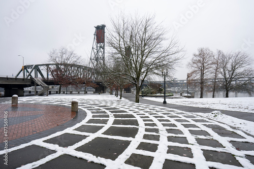 South Hawthorne Waterfront Park in Portland  Oregon  on a cold winter day after snowfall.