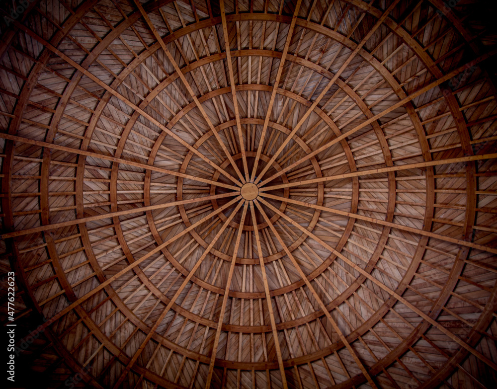 Circular roof structure made with timber