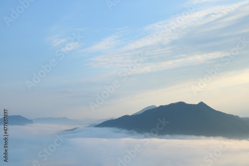 mountains and clouds © ฟายุย ฟายุย