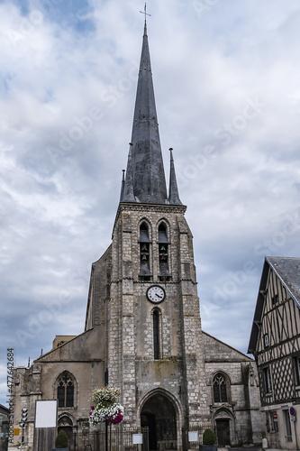 Fotografi Church Saint-Jean-Baptiste de Nemours is parish church