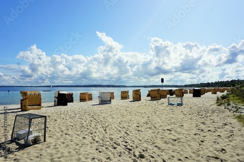 Strand mit Strandkörben © effge images