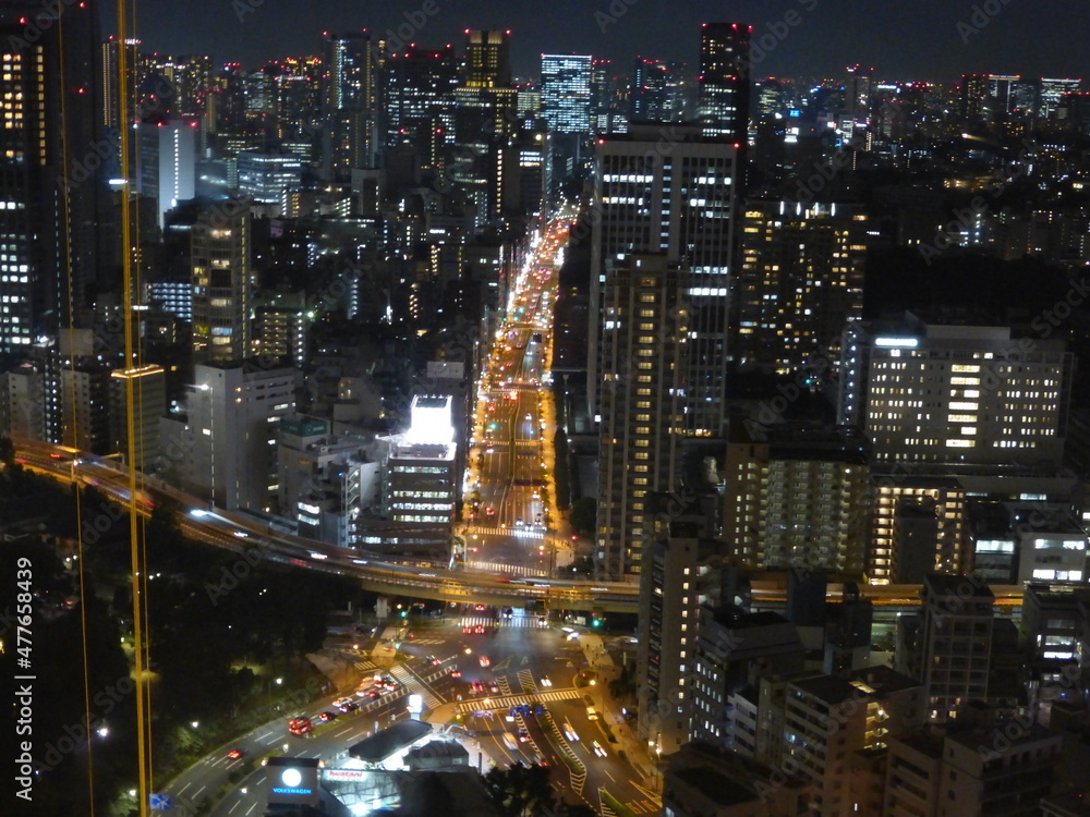 Tokio, Japon. Paseando por sus calles de noche.