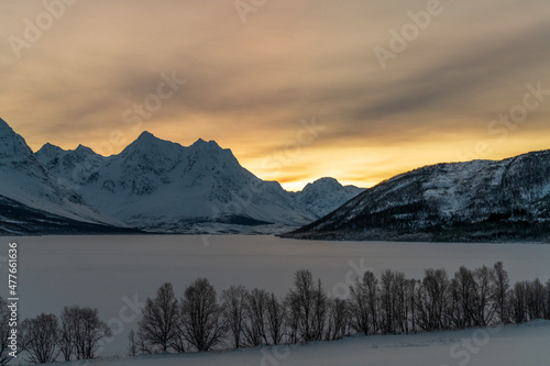 Winterlandschaften in den Lyngenfjord Alpen