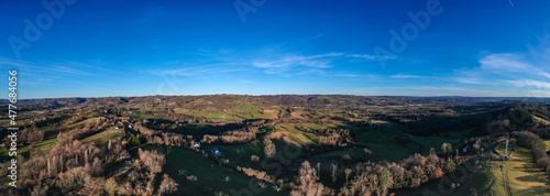 Voutezac (Corrèze, France) - Vue aérienne panoramique de la campagne corrèzienne et de la vallée de la Vézère