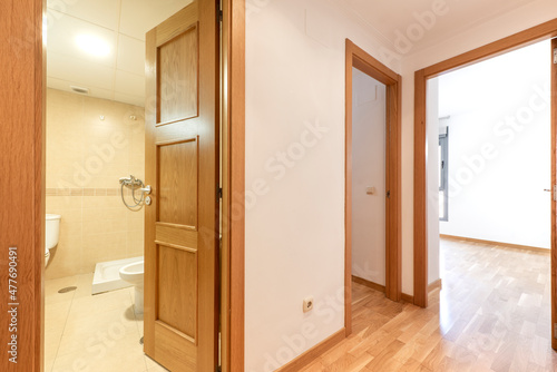 residential housing distributor with oak wood doors and parquet floors