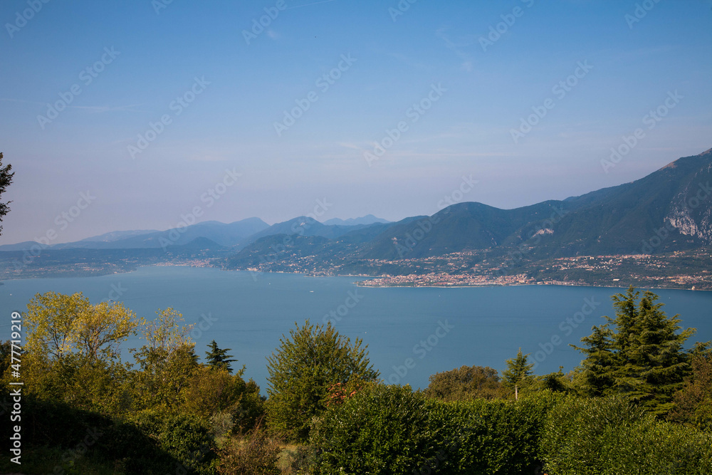 Lake Garda is the largest lake in Italy Lake Garda is the largest lake in Italy
