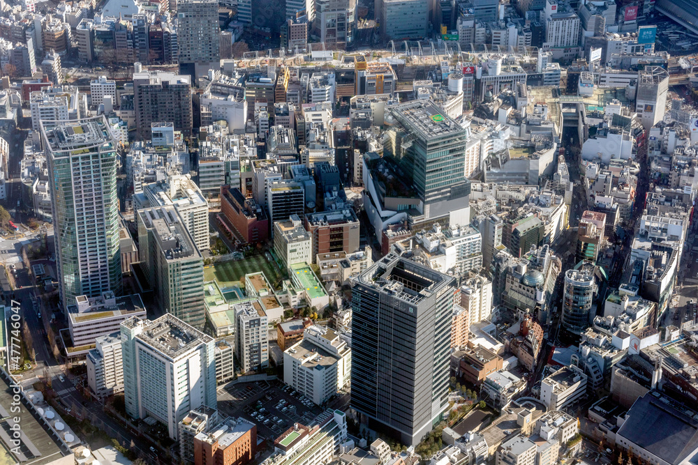 Fototapeta premium 渋谷区宇田川町上空から渋谷駅方向を空撮